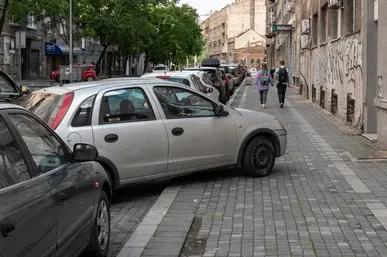 Falschparker entfernen